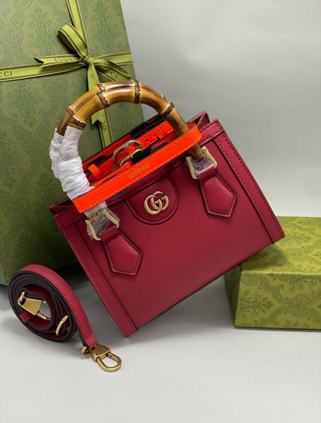 Gucci Diana mini tote bag
