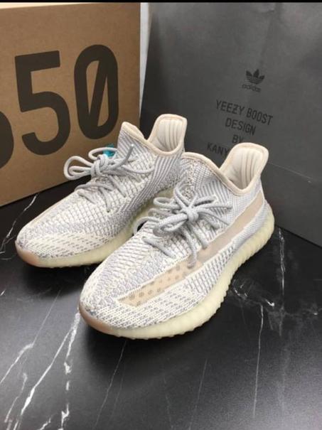 YEEZZY SHOES   SIZE  36........45
