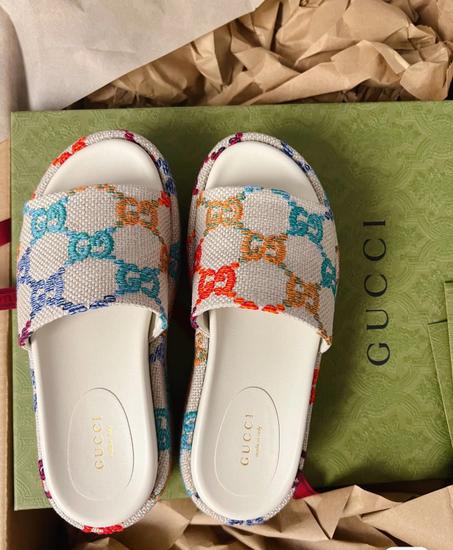 GUCCI  SLIPPER  SIZE  36......41