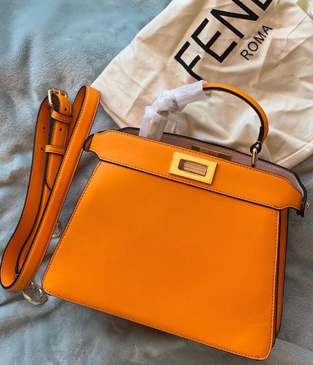 Peekaboo ISeeU Petite