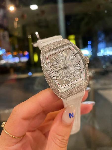 FRANK MULLER   The Cintrée Curvex