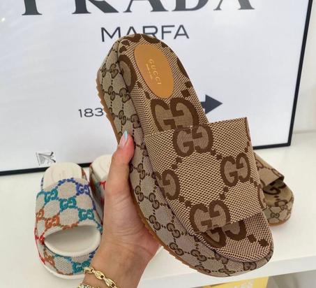 GUCCI  SLIPPER  SIZE  36......41