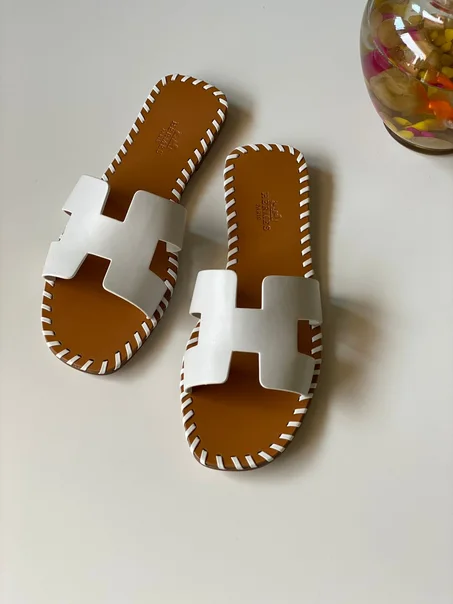 HERMES  SLIPPER   SIZE  36.....41