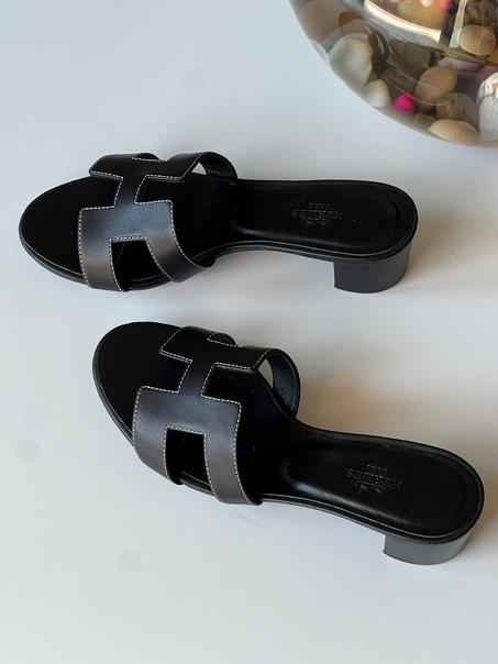 HERMES  SLIPPER   SIZE  36.....41