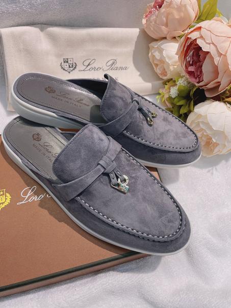 LORO PIANA  SLIPPER   SIZE  36.....41