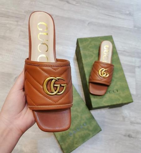 GUCCI  SLIPPER  SIZE  36......41