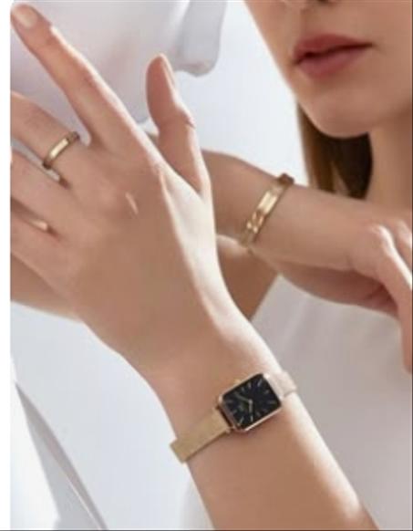 المجوهرات والساعات