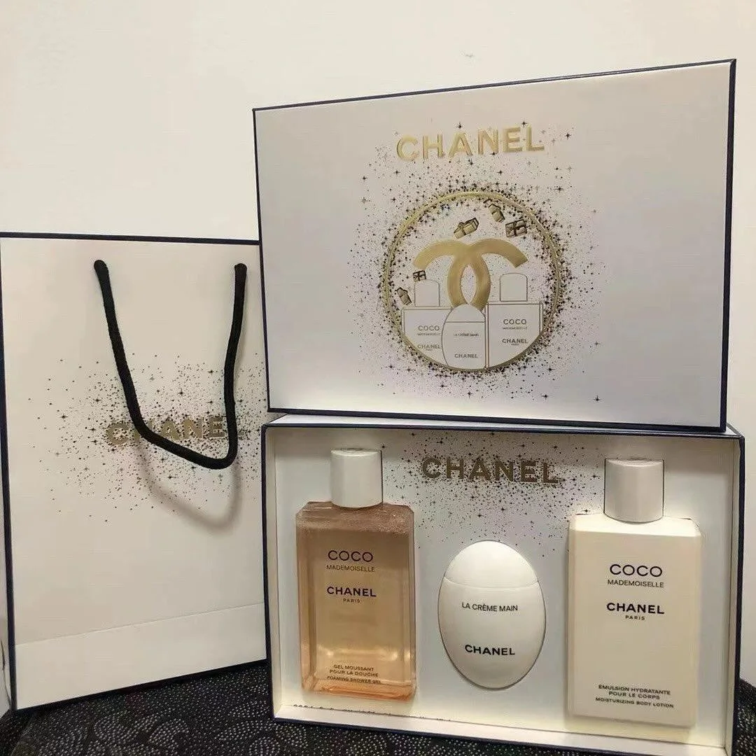 مجموعة شانيل للجسم 3 قطع توصيل مجاني