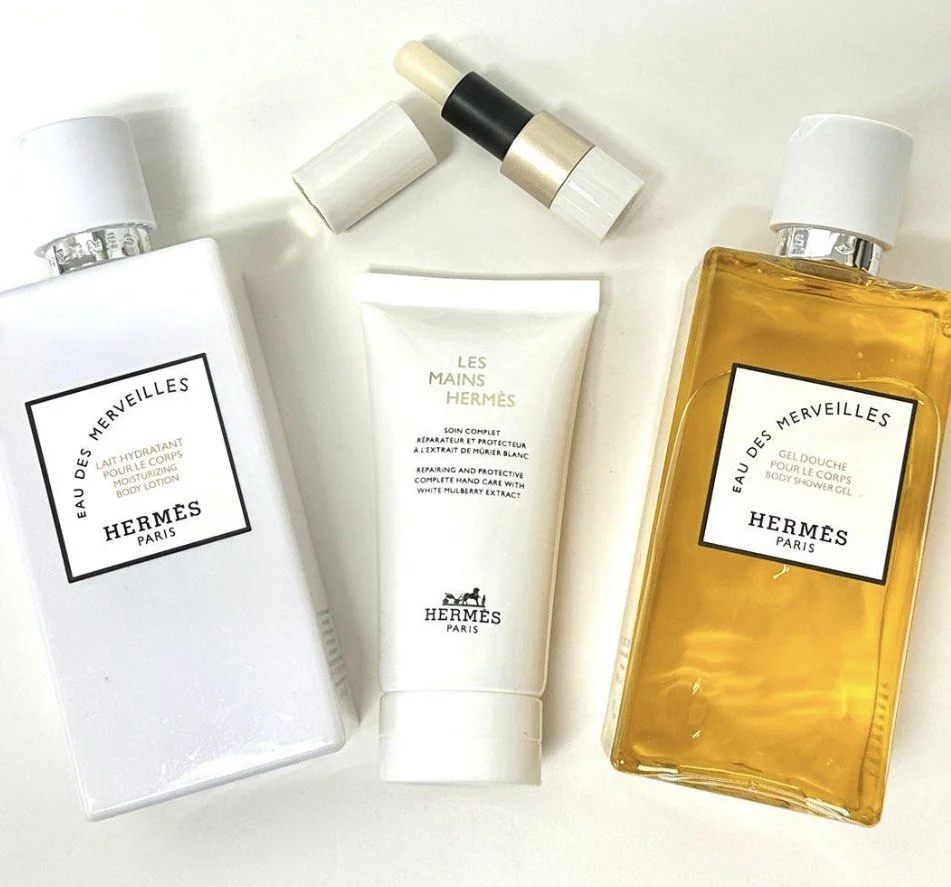 مجموعة هيرمس للنظافة متكون من اربع قطع، 199 درهم توصيل مجاني