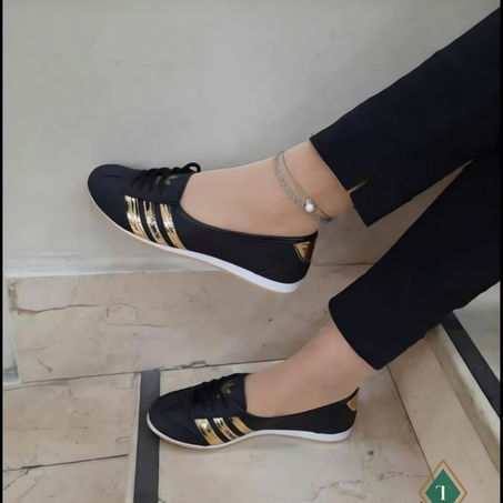 basket basses adidas noires - doré  pour femmes