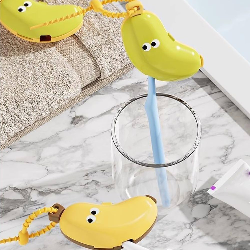 Bananatooth  Portable Toothbrush Case