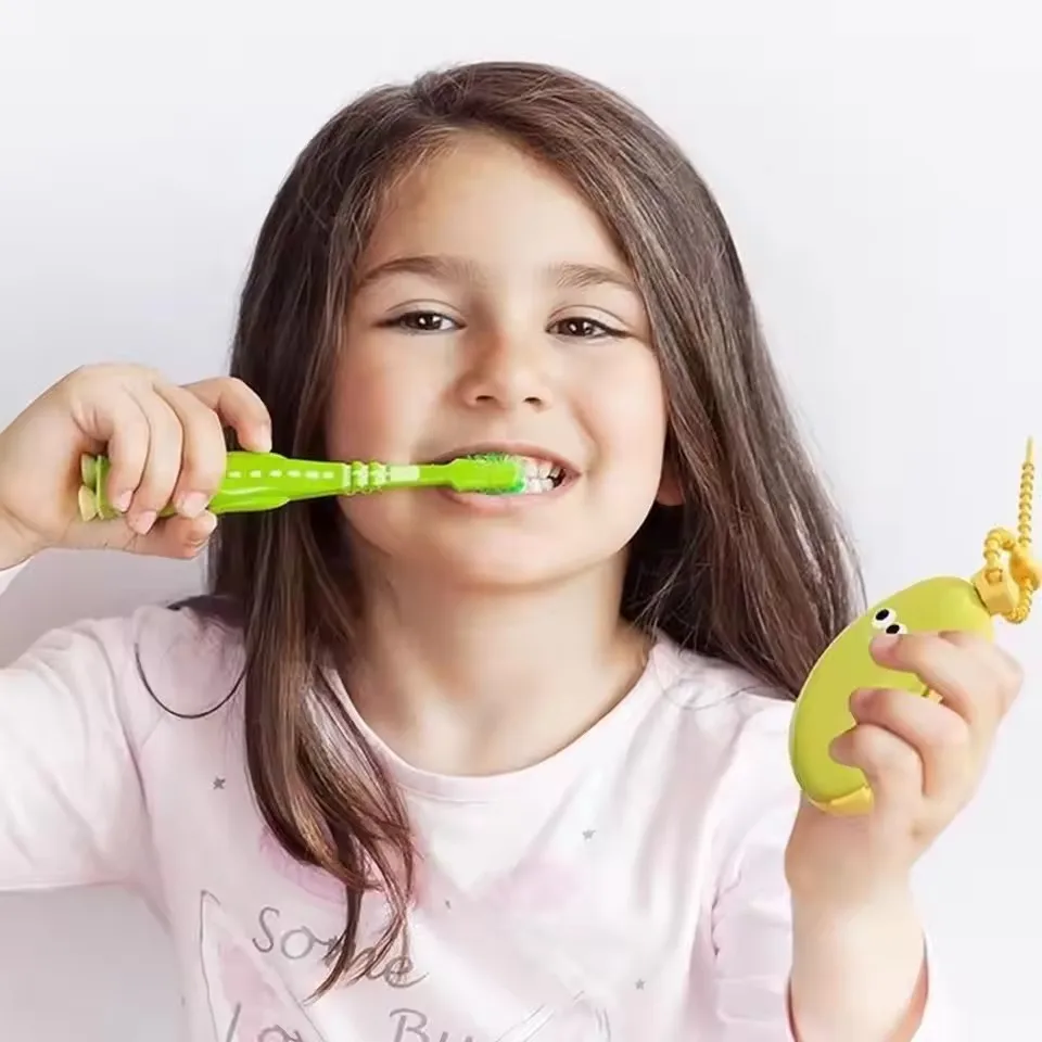 Bananatooth  Portable Toothbrush Case