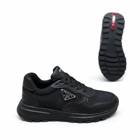 Baskets Prada noires