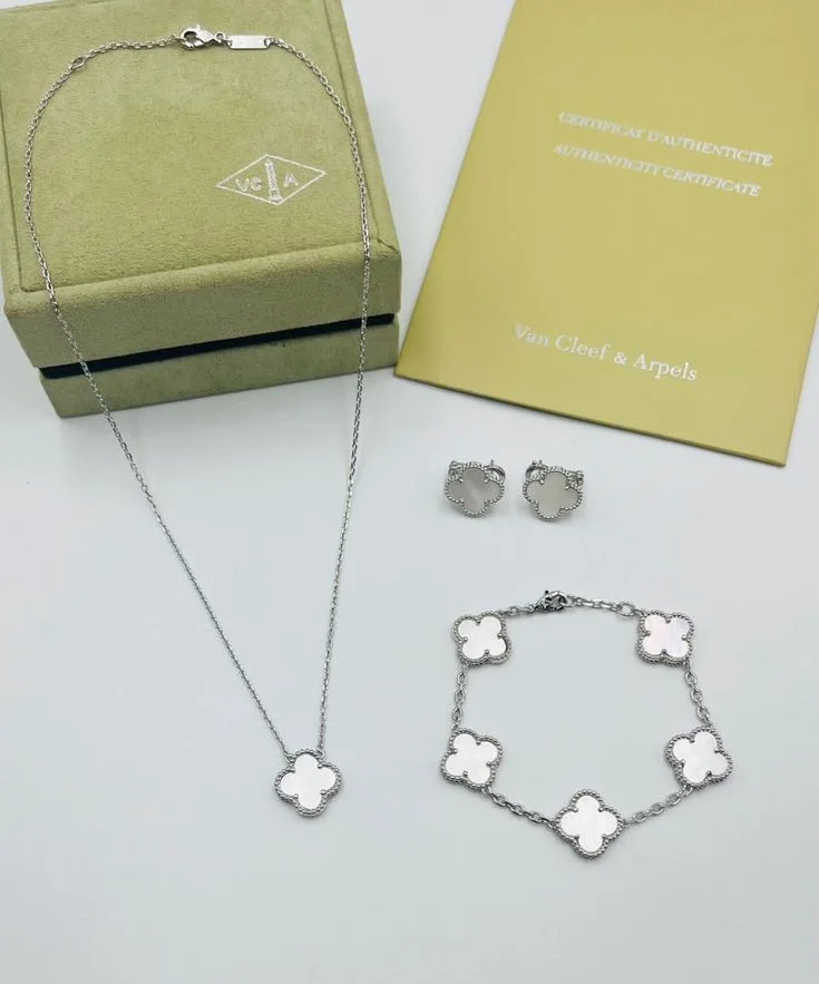 Van Cleef 3pcs