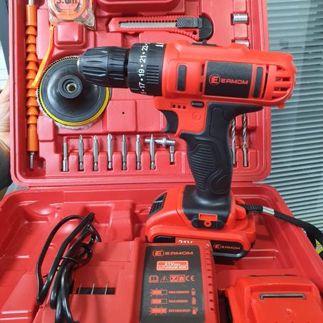 مثقاب كهربائي كبير احمر (بطاريتين)