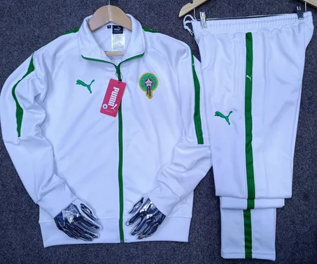 بدلة الأسود الإفريقية