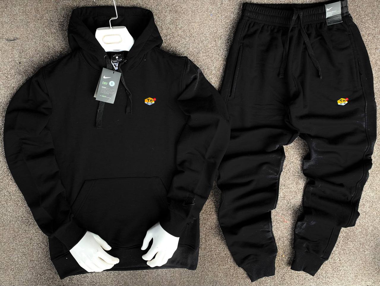 TN.NOIR