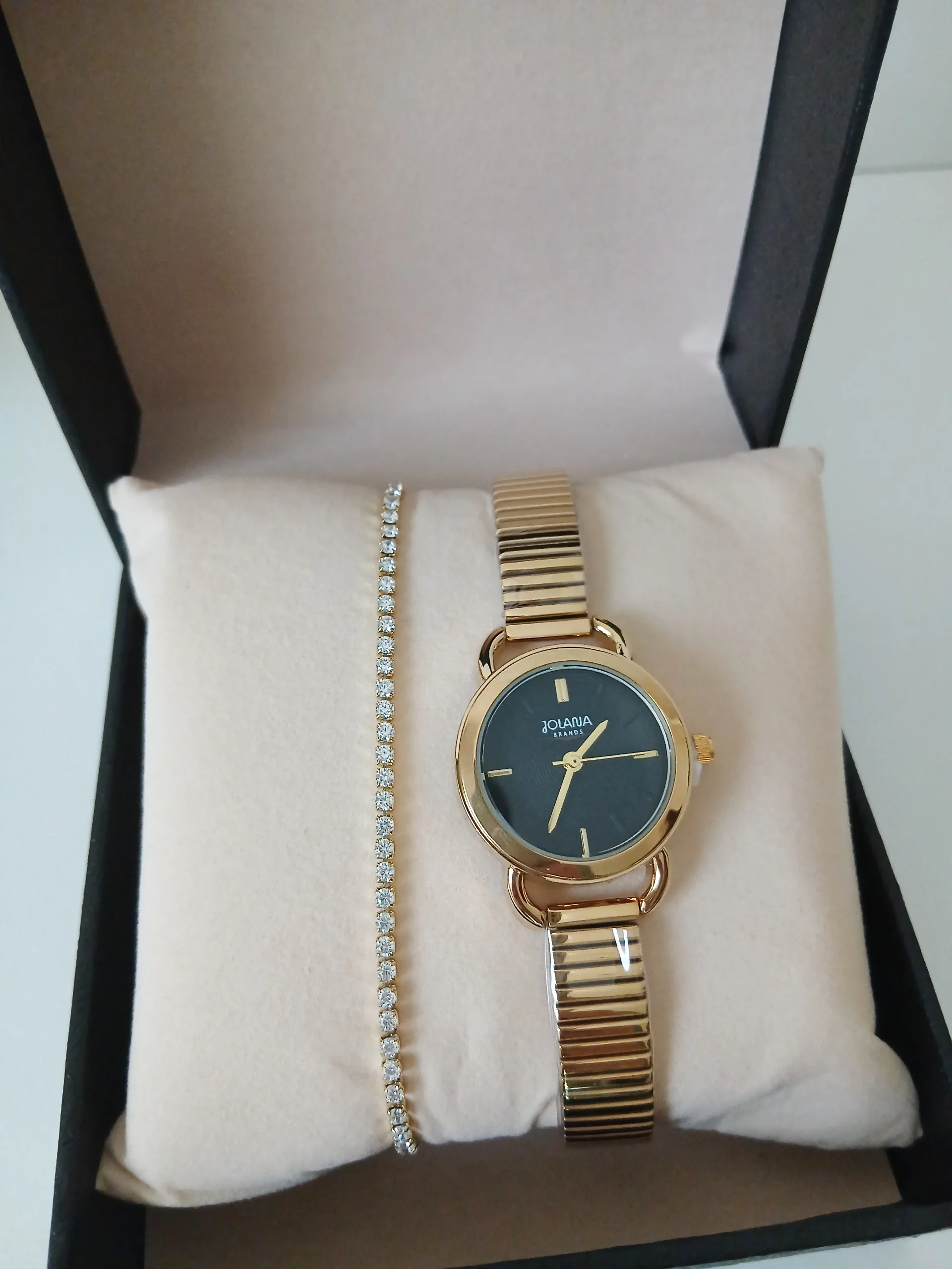 Montre jolana Avec une gourmette gratuit