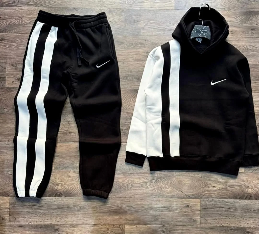 Ensemble Nike