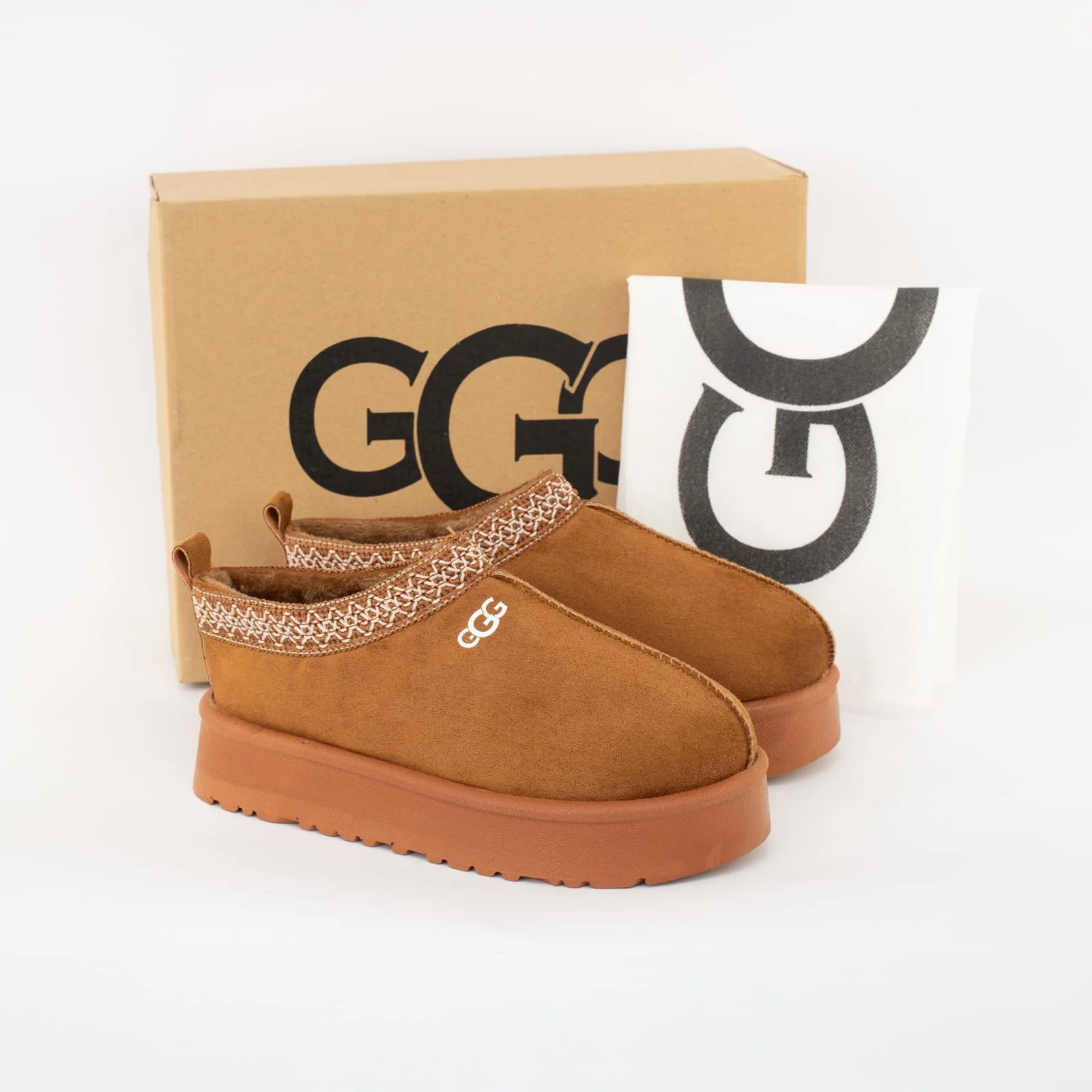 UGG