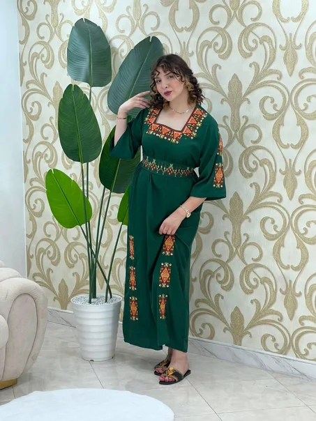 ROBE TIZIRI