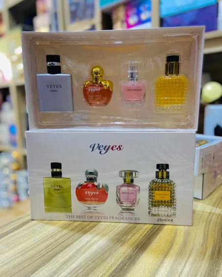 4 عطور أنيقة بحجم 25 مل