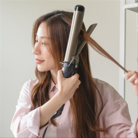 أدوات عناية بالشعر