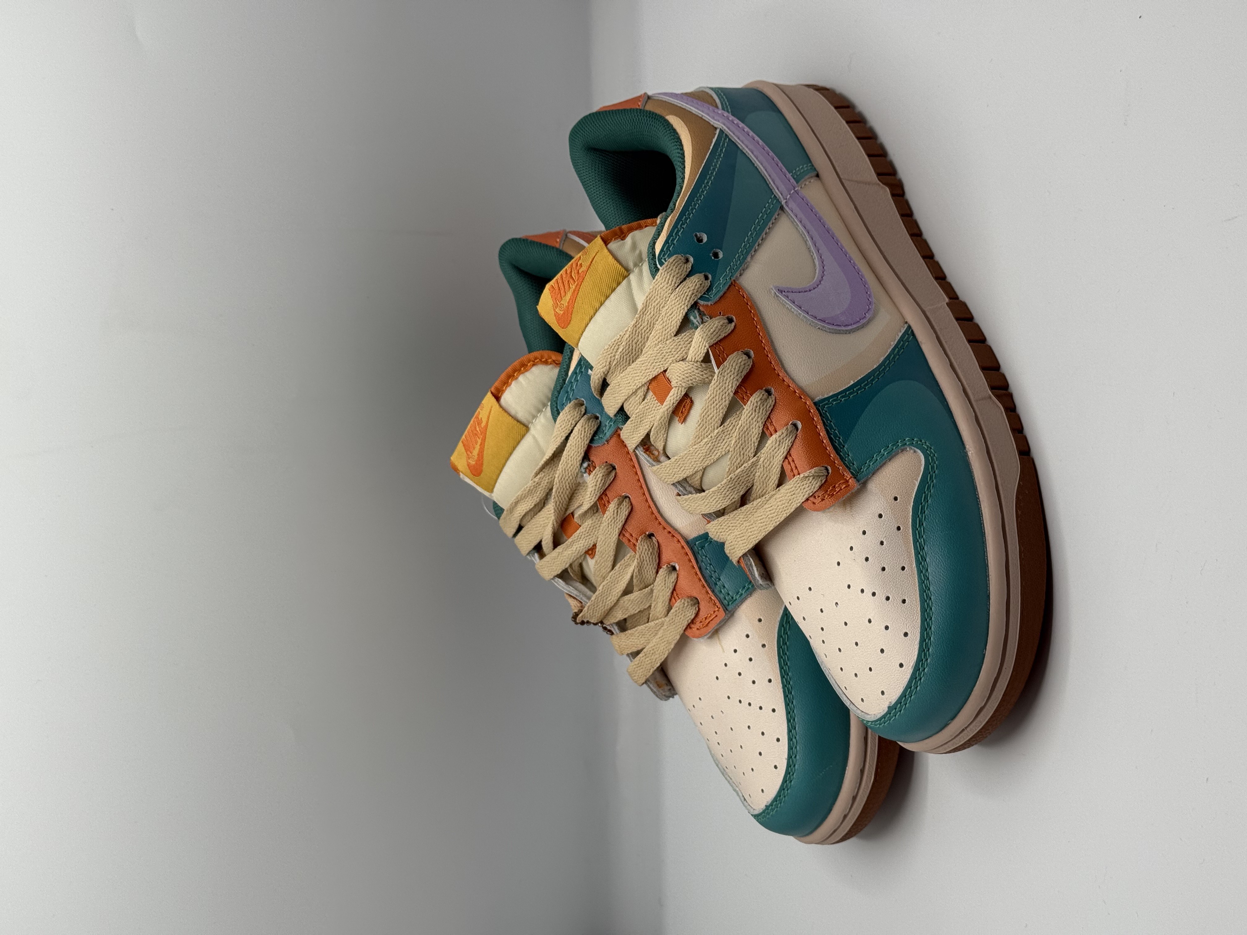 NIKE SB ORANGE