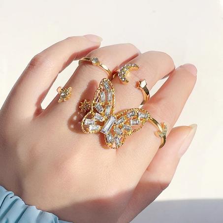 Bague papillon doré Ajustable en zircon : la collection ultime pour les femmes élégantes