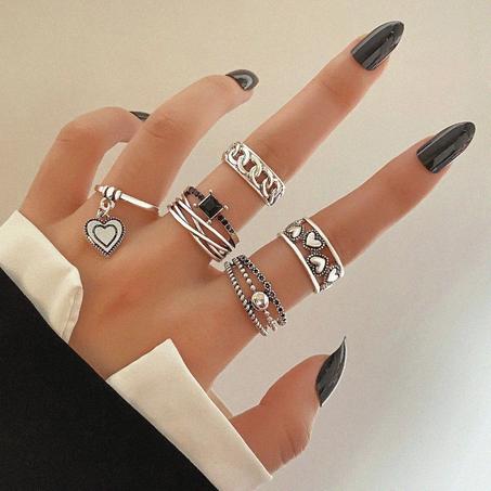 Charme et Éclat : Quintette de Bagues