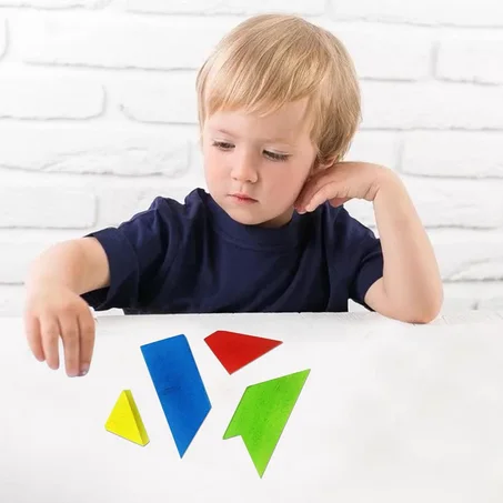 لعبة HIQU أو T