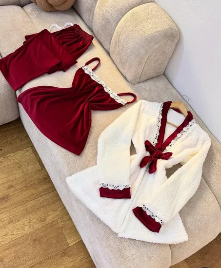 بيجامة للعرائس و النفساء او اي واحدة بغات تهلا فراسها