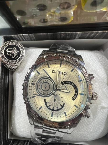 ساعةccasio عصرية، عملية، وأنيقة 👌 الخيار المثالي لك أو كهدية.