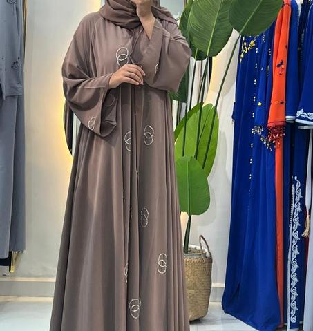 عباية إماراتية