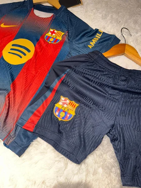 اونصومبل برشلونة الأصلي للأطفال 💙❤️