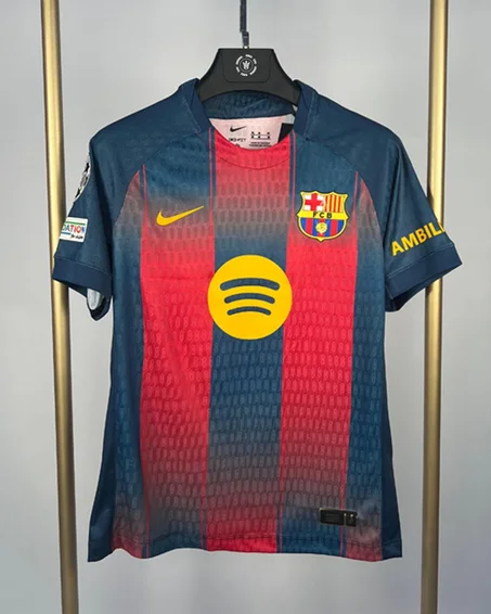 قميص برشلونة الأصلي – أكثر من مجرد نادٍ 💙❤️