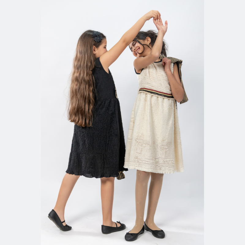 ستايل فاخر بلمسة ذهبية