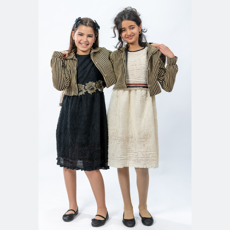 ستايل فاخر بلمسة ذهبية