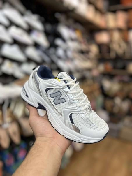 New Balance 530