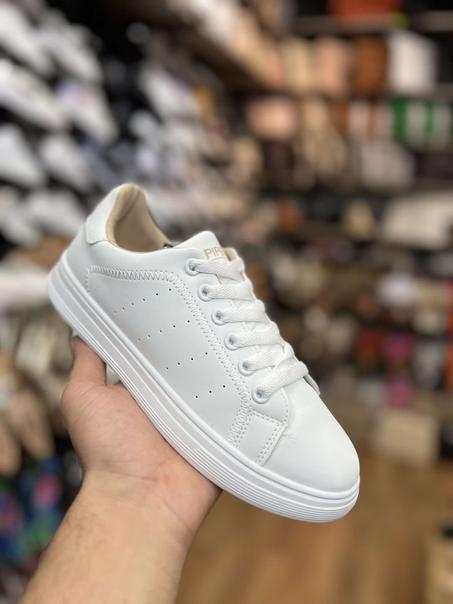 Adidas Simple