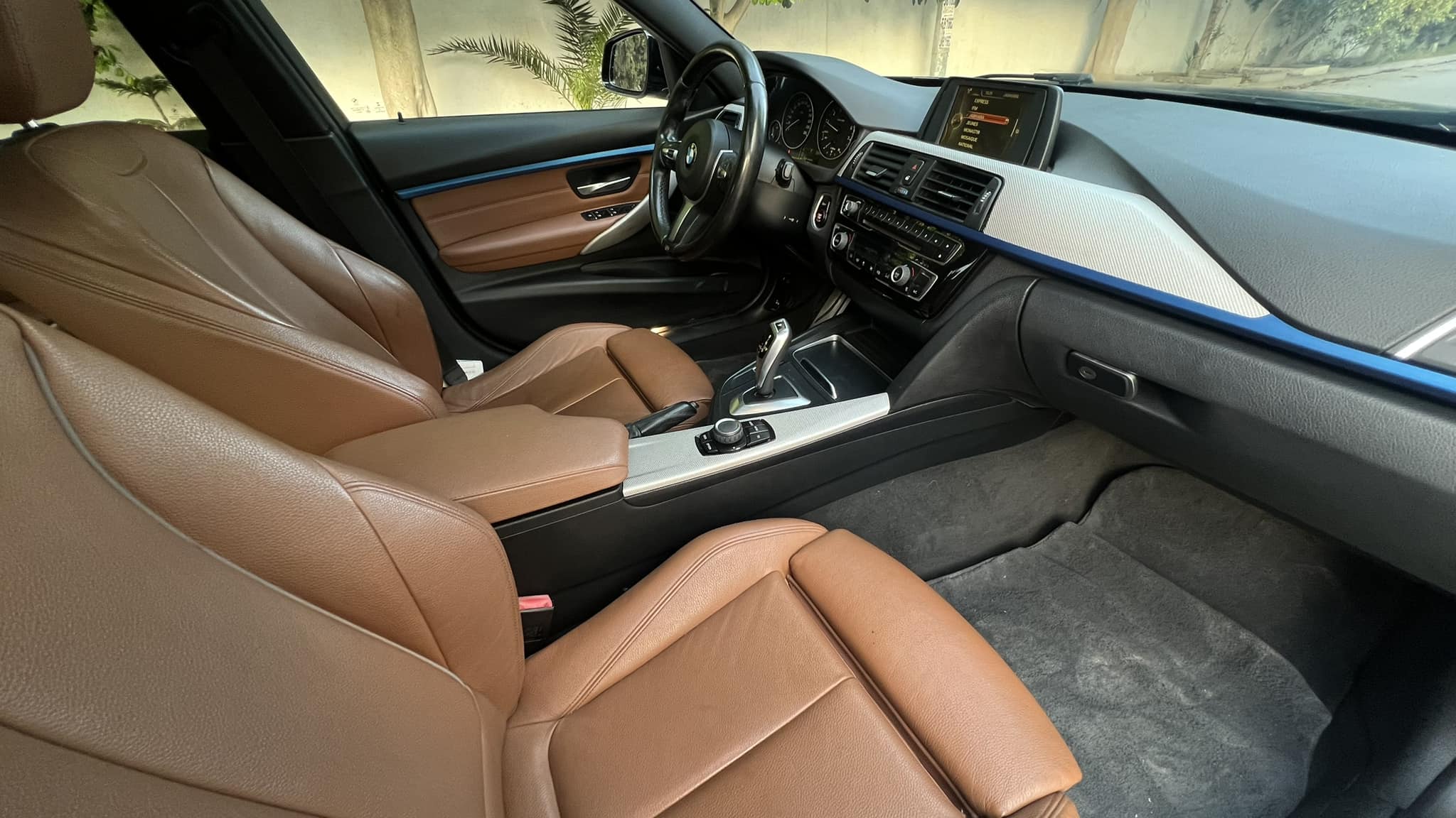 BMW Série 3 318i F30 PACK M
