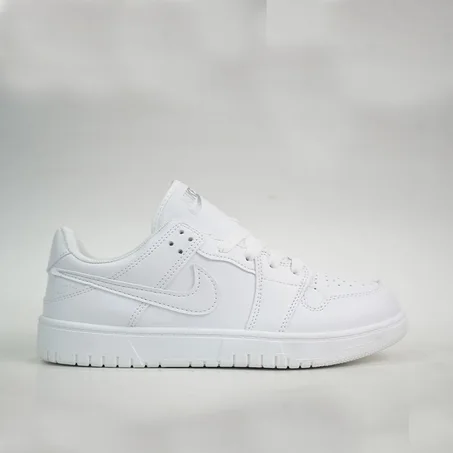 Sneaker Nike white