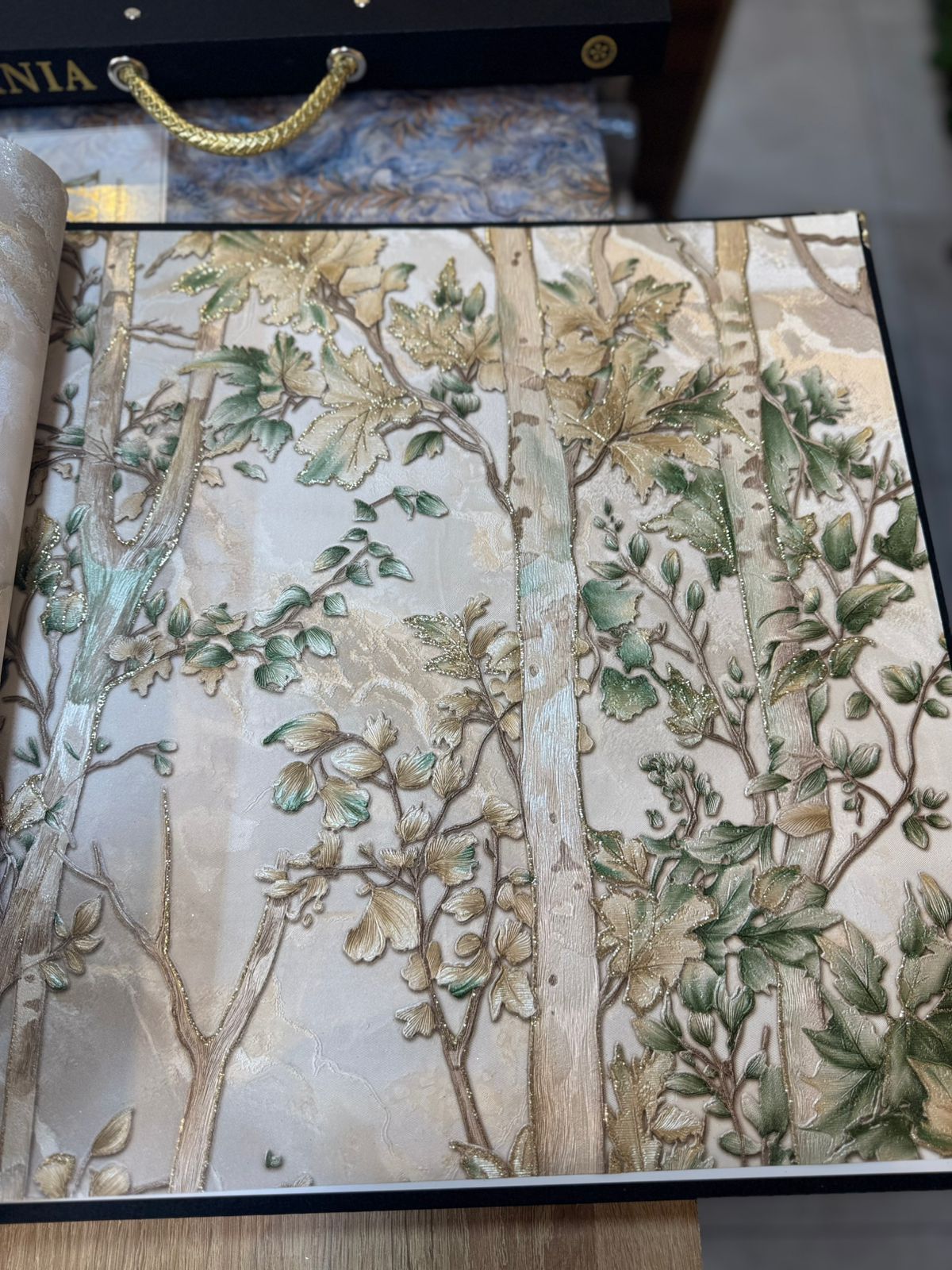 جميع أنواع ورق الحائط