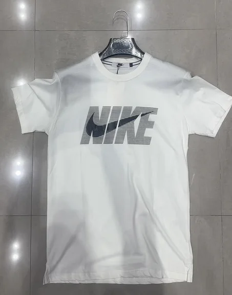 tshirt nike