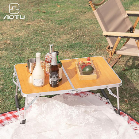 طاولة تخييم صغيرة قابلة للطي