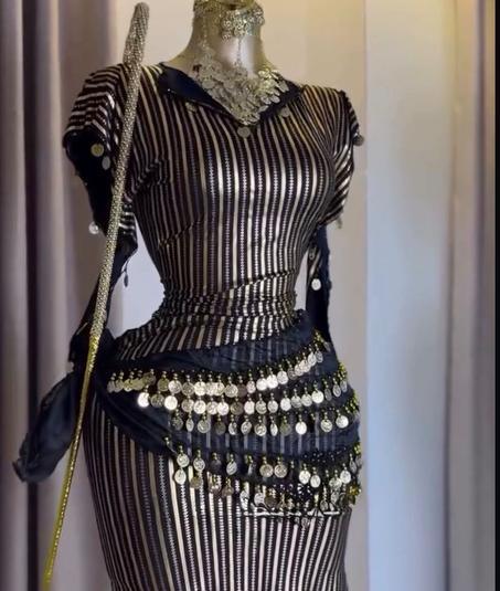 بدله الرقص المصريه بالحزام والخلخال والحلق والعصا