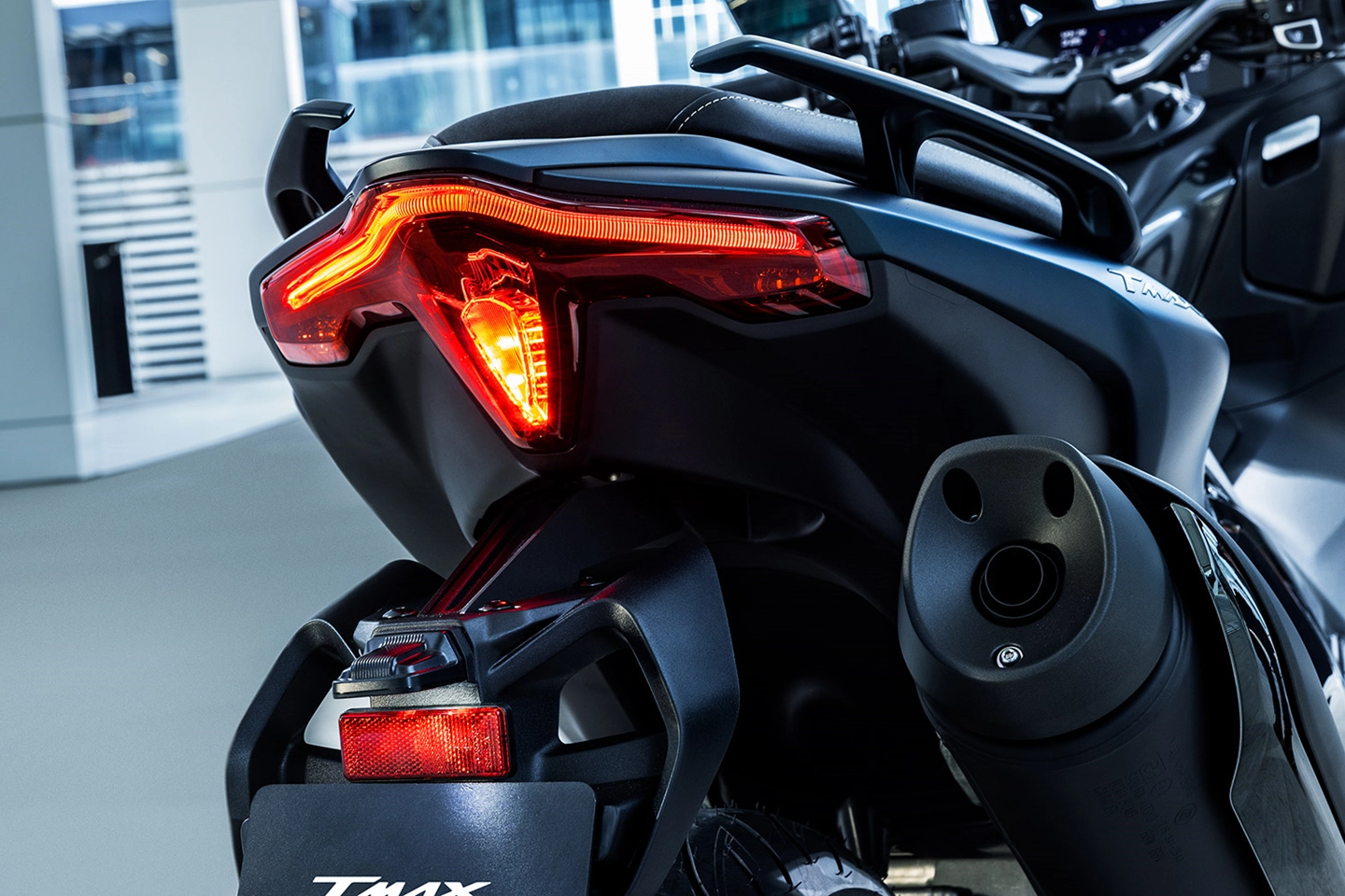 Feu Arrière LED TMAX 560 (2022-2024)