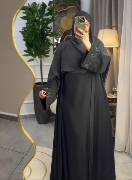 عباية أنيقة أخر الموضة ✅بتصميم ساحر 🧙 وجودة فائقة 🥰👌