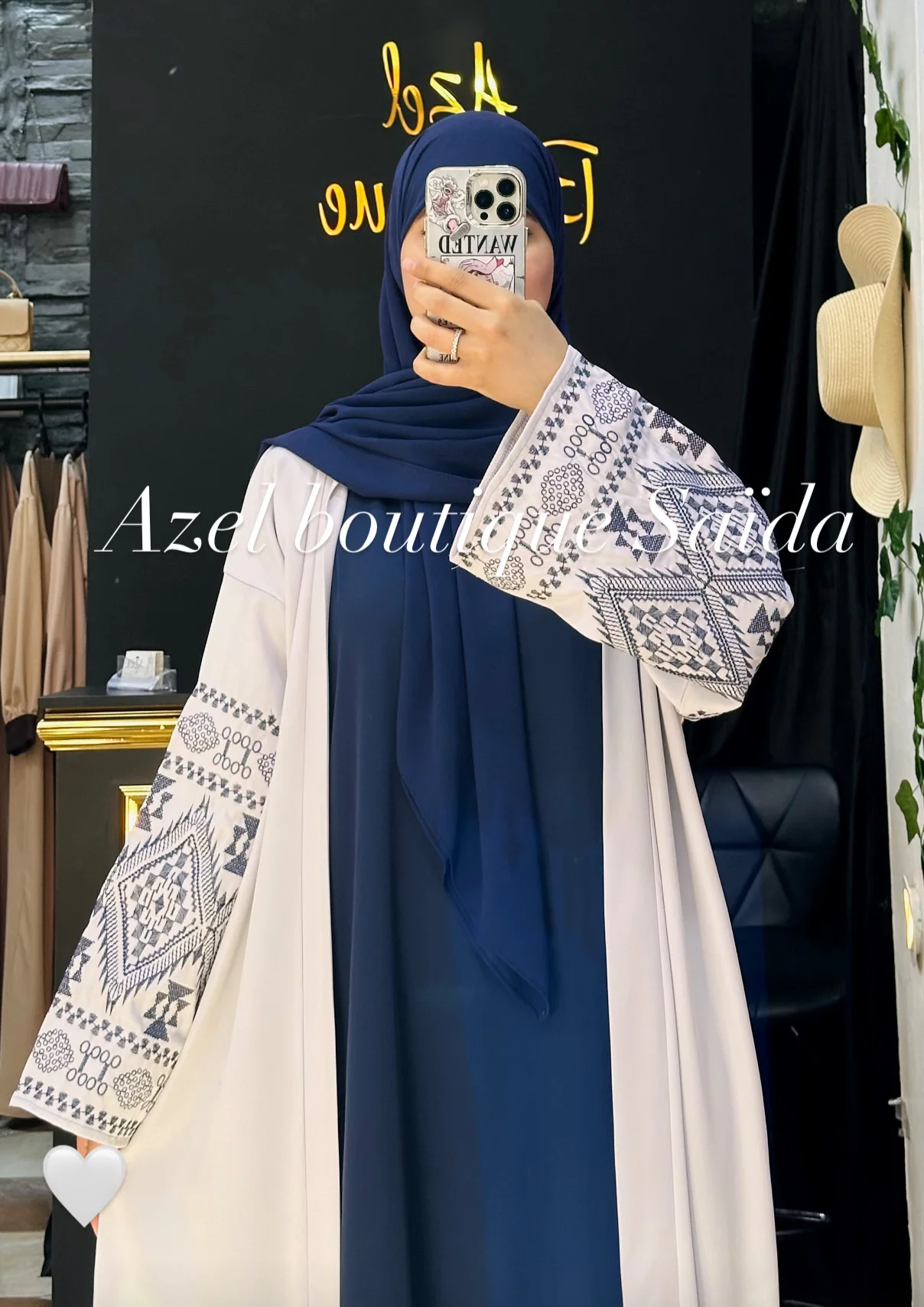 abya de luxe