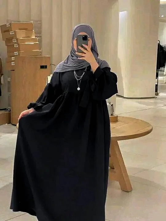 HIJAB NOIR 2023